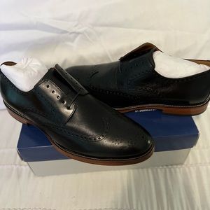 J. Murphy men’s wear house shoes